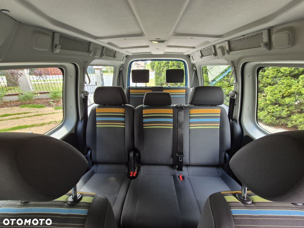 Volkswagen Caddy - 8