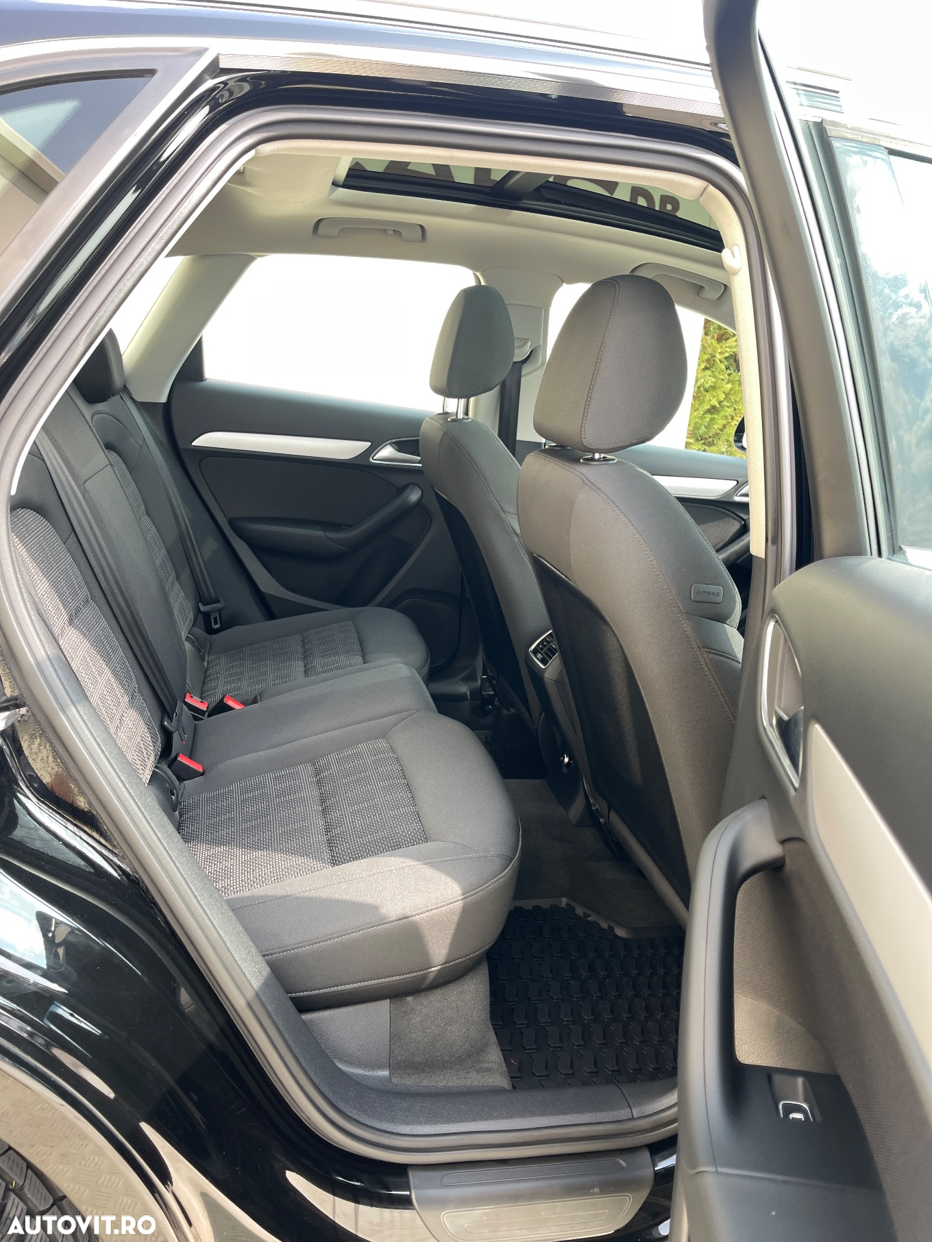 Audi Q3 2.0 35 TDI S tronic - 23