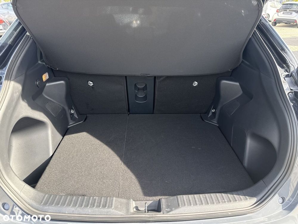 Toyota Yaris Cross Hybrid 1.5 GR Sport - 26