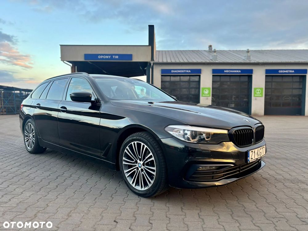 BMW Seria 5 520d xDrive MHEV Sport Line sport - 4