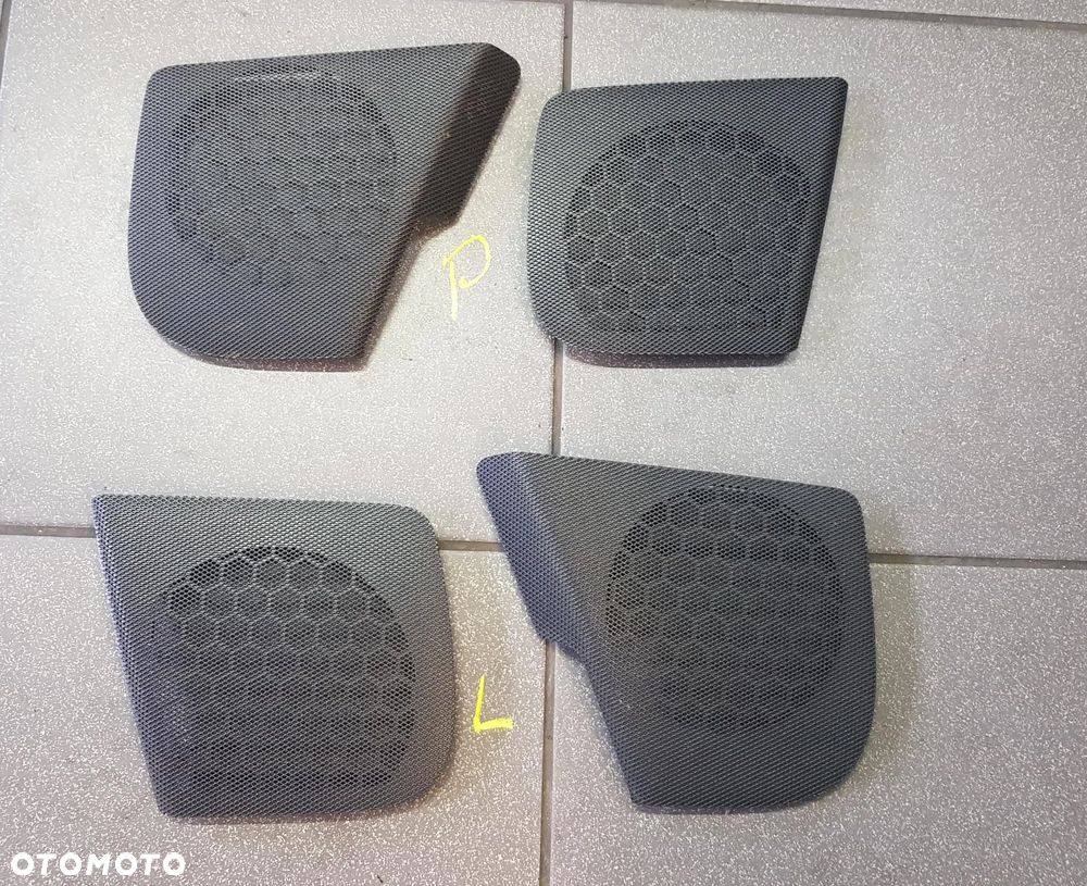 KRATKI GŁOŚNIKÓW KRATKA GŁOŚNIKA OSŁONA AUDI A3 8P SPORTBACK 5 DRZWI 8P4035436 8P4035420 - 1