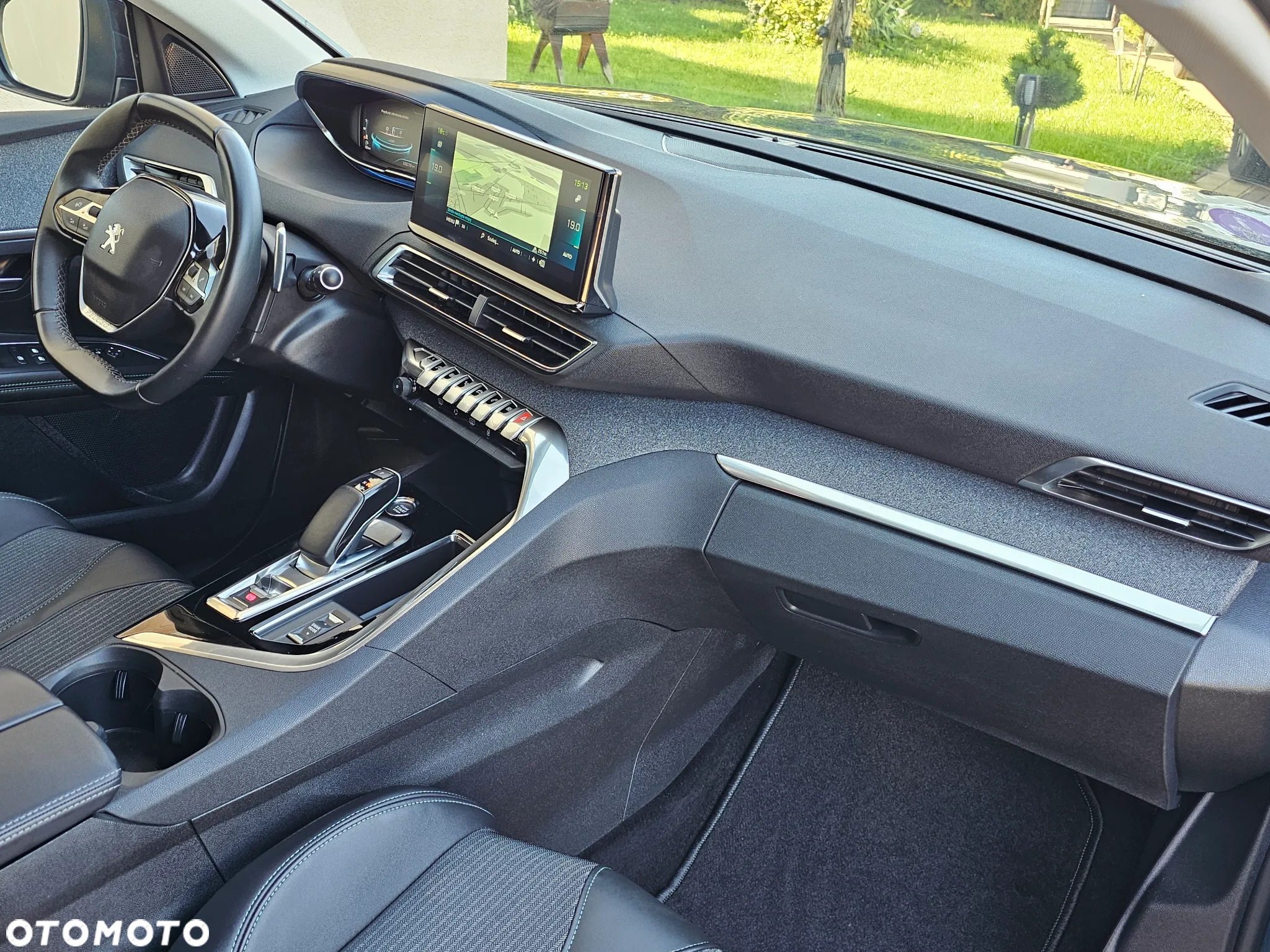 Peugeot 3008 Hybrid 225 e-EAT8 Allure Pack - 31