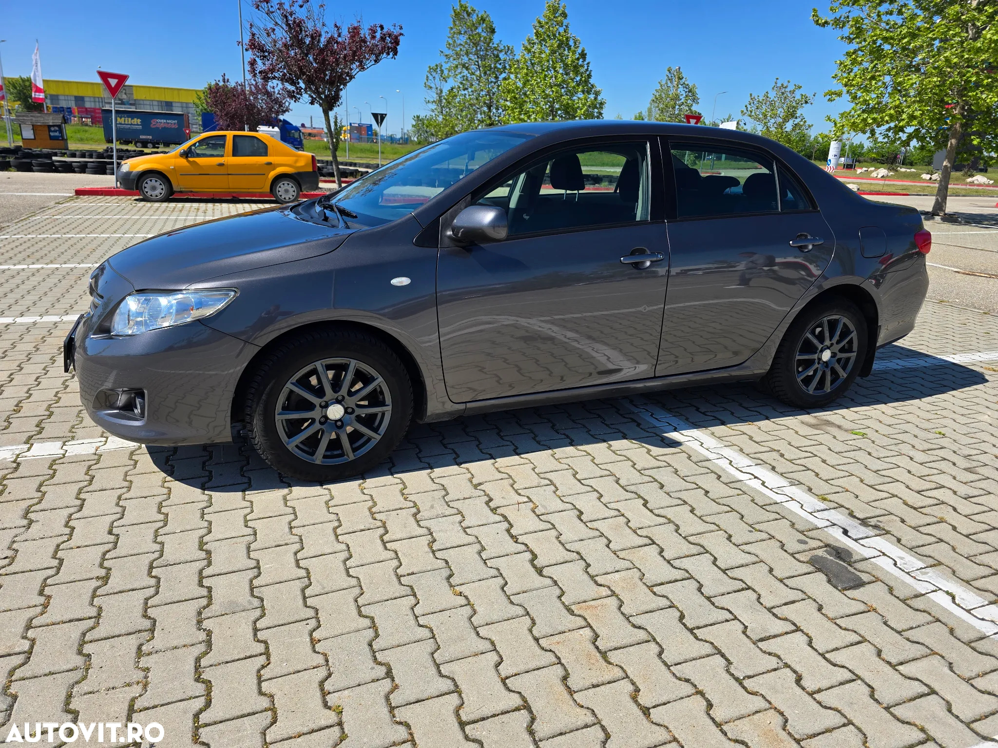 Toyota Corolla 2.0 D-4D DPF Sol - 5