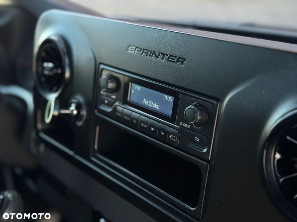 Mercedes-Benz Sprinter - 35