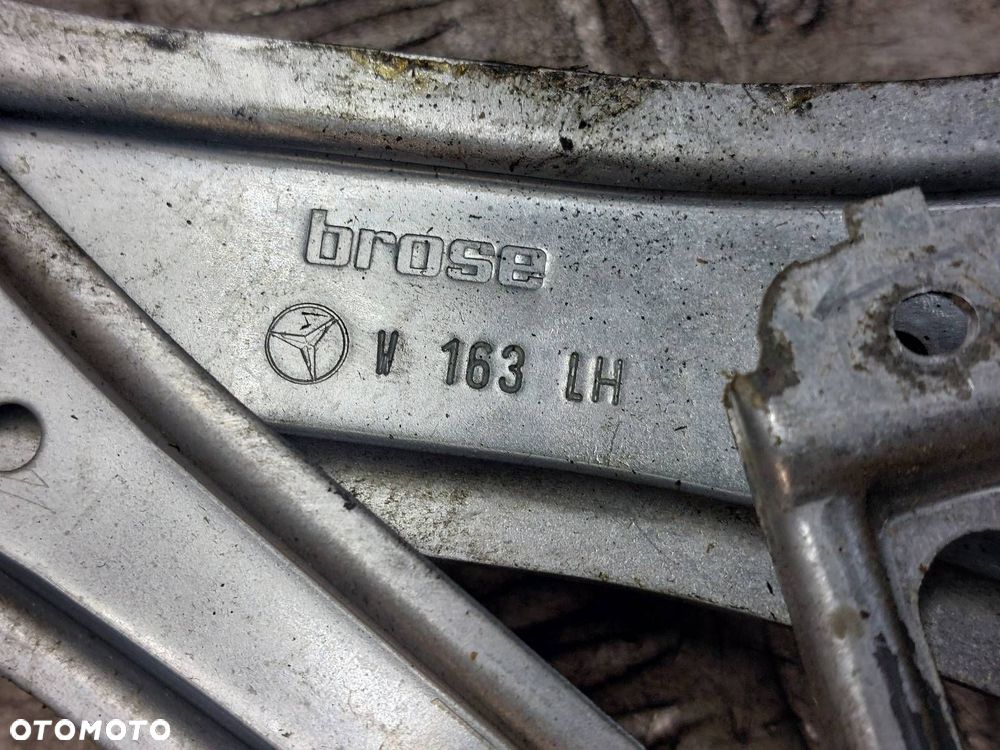 MECHANIZM PODNOŚNIK SZYBY LEWY PRZÓD ELEKTRYCZNY MERCEDES-BENZ W163 ML - 2