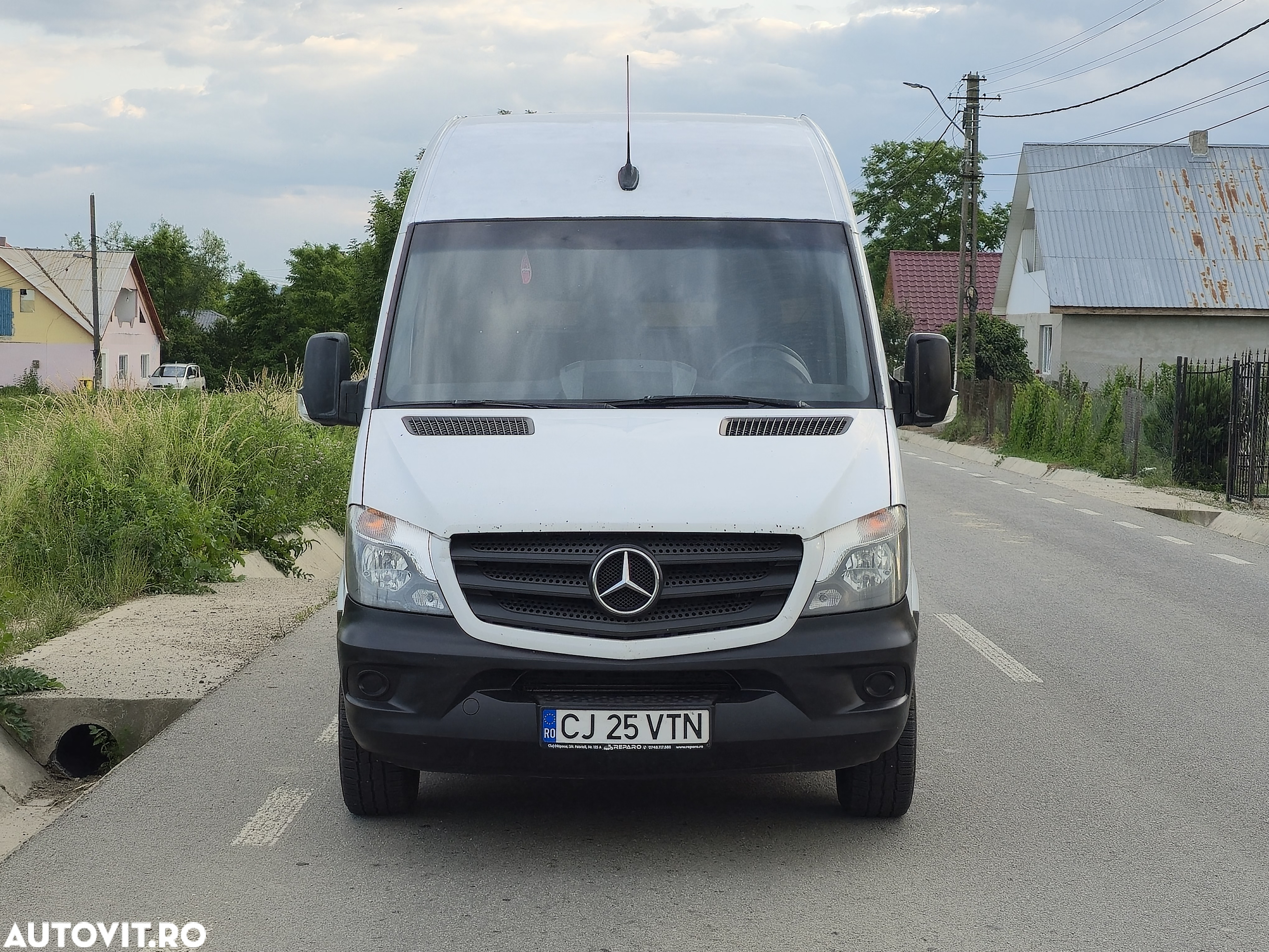 Mercedes-Benz Sprinter - 17