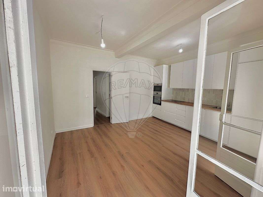 Apartamento T2 para arrendamento - Grande imagem: 2/17
