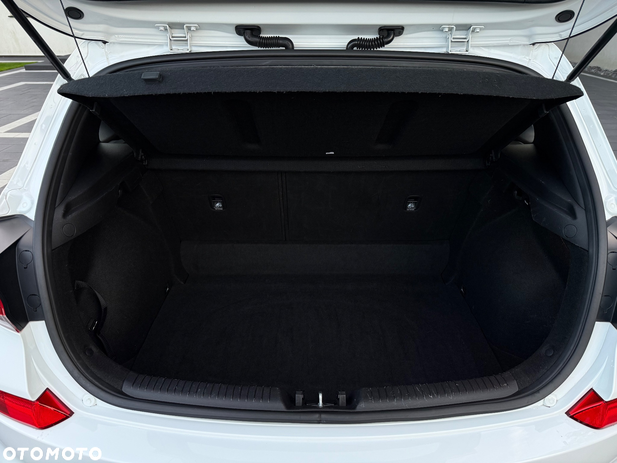Hyundai i30 1.4 Comfort - 25