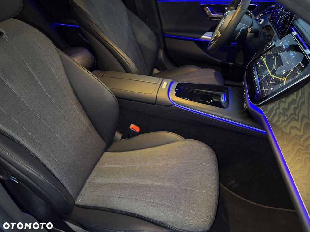 Mercedes-Benz Klasa E - 25