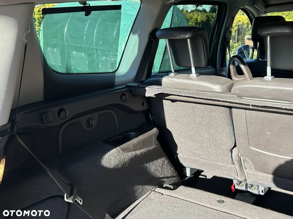 Renault Scenic 1.6 dCi Energy Privilege - 4