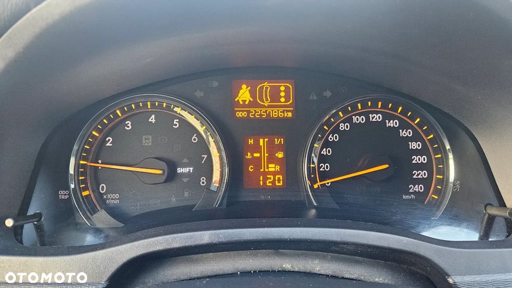 Toyota Avensis 1.6 Edition - 28