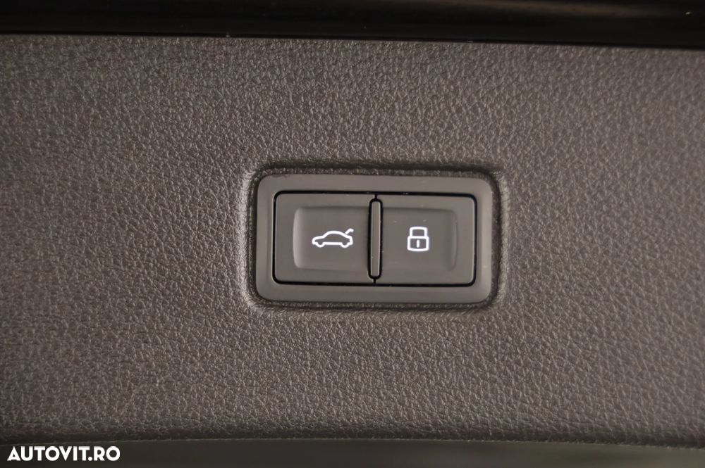 Audi Q7 3.0 55 TFSIe quattro Tiptronic S Line - 26