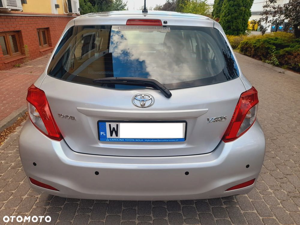Toyota Yaris - 22