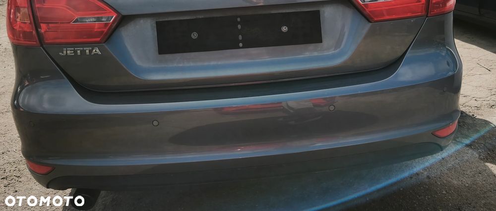VW JETTA VI 11r SEDAN ZDERZAK TYL TYLNY PDC LD7X - 1