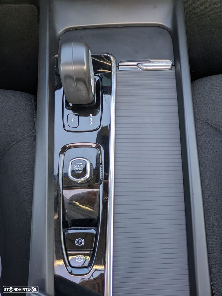 Volvo XC 60 2.0 T6 PHEV Inscription AWD - 31