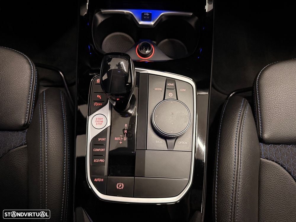 BMW 118 i Pack Desportivo M Auto - 20