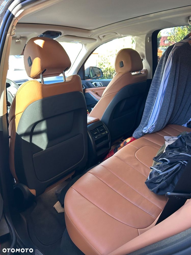 BMW X5 xDrive40i - 14