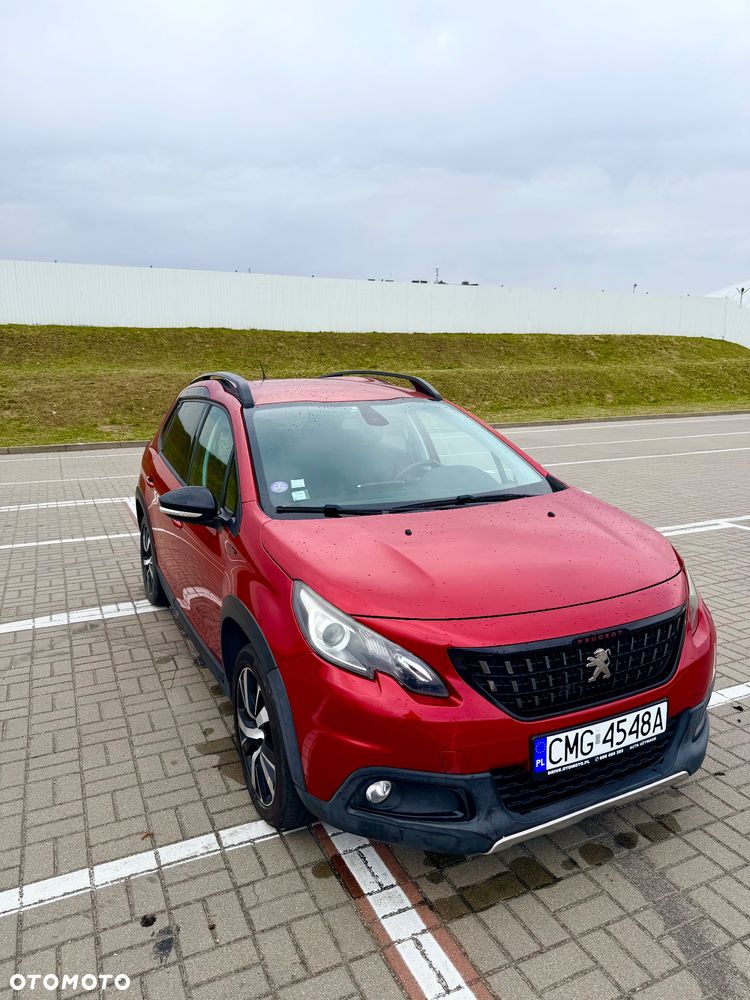 Peugeot 2008 1.2 Pure Tech Allure S&S EAT6 - 1