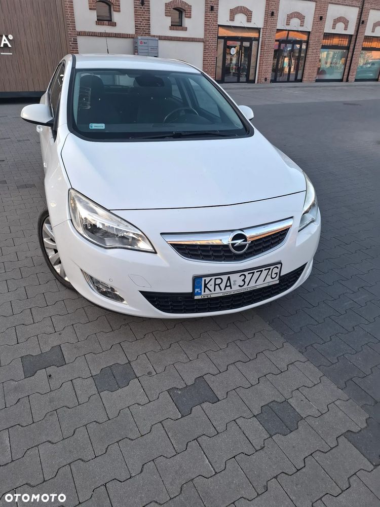 Opel Astra 1.7 CDTI - 9