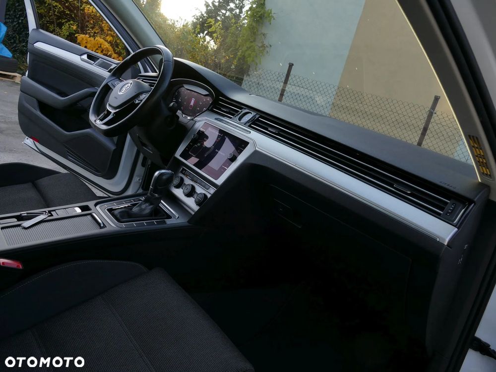 Volkswagen Passat 1.5 TSI EVO Highline DSG - 33