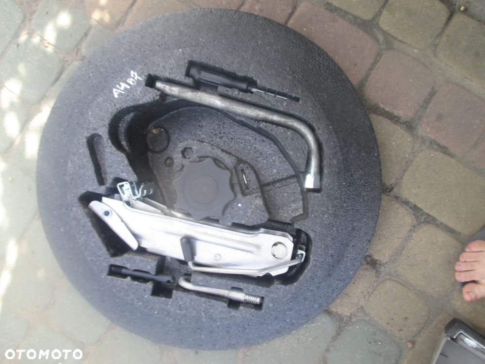 organier lewarek klucz Audi A4 B7 - 2