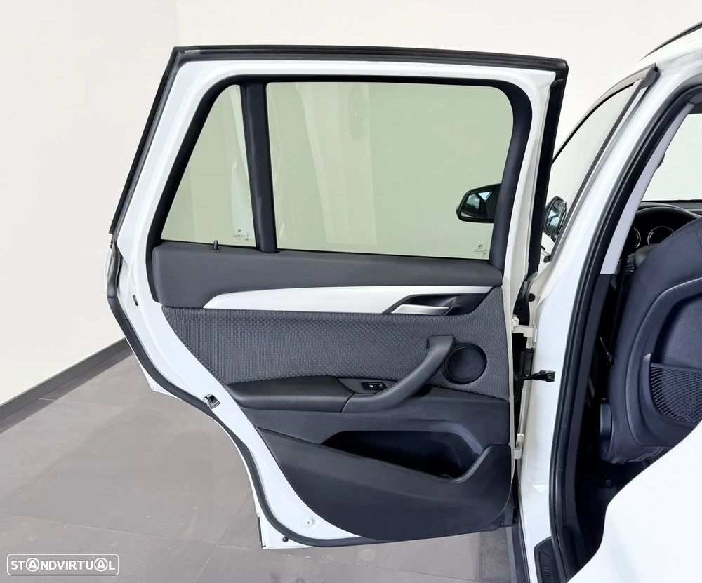 BMW X1 16 d sDrive Advantage - 41