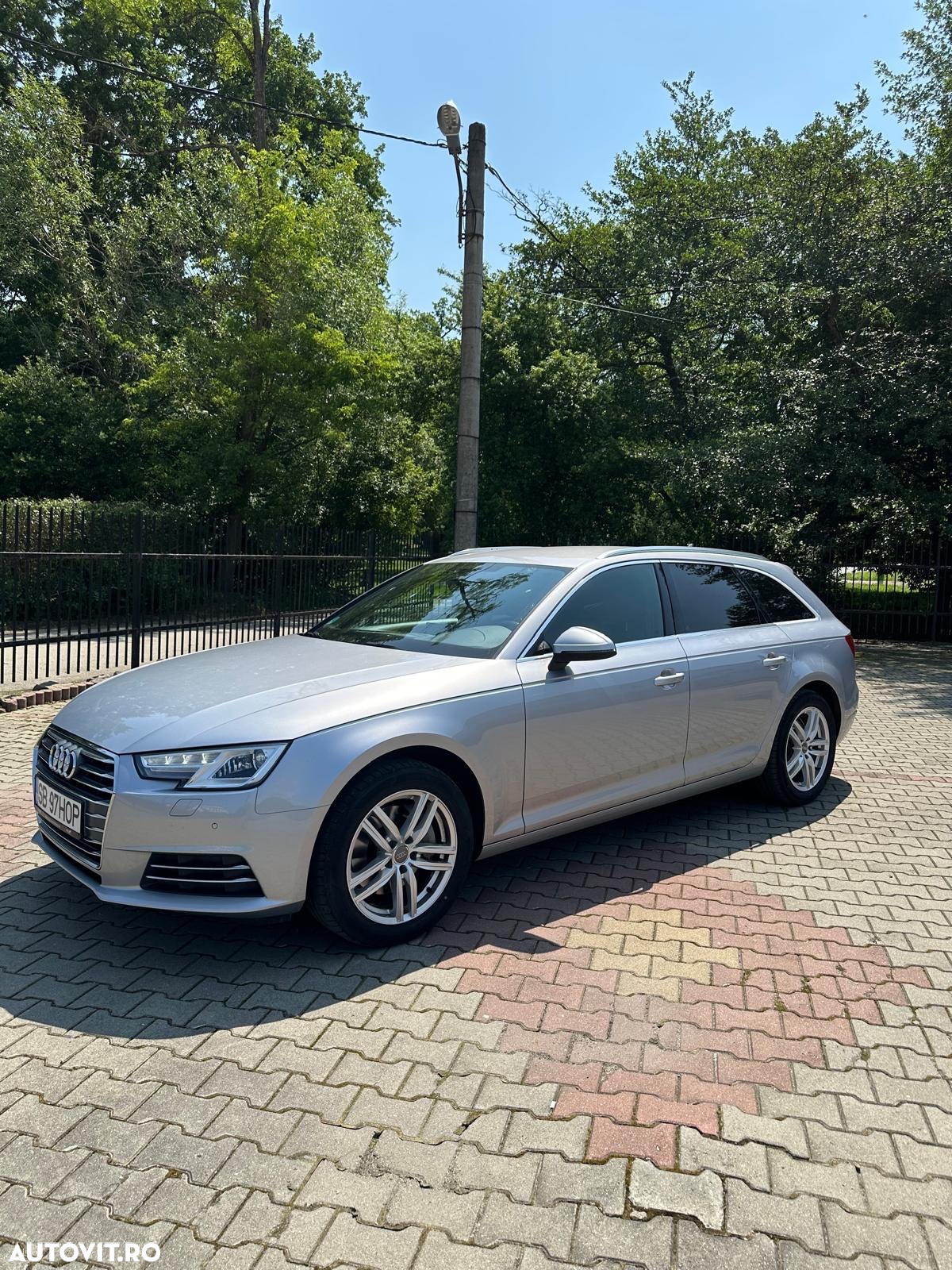 Audi A4 - 8