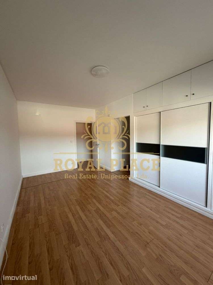 Apartamento T3 Duplex, Santa Maria da Feira - Grande imagem: 3/17
