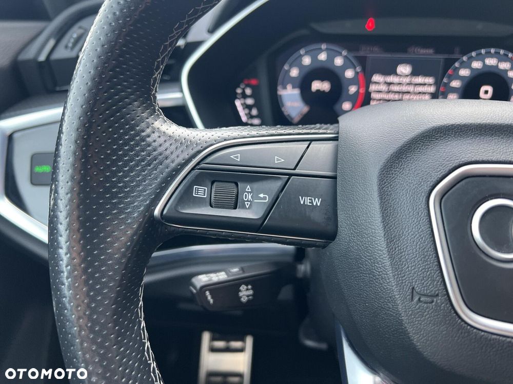 Audi Q3 - 23