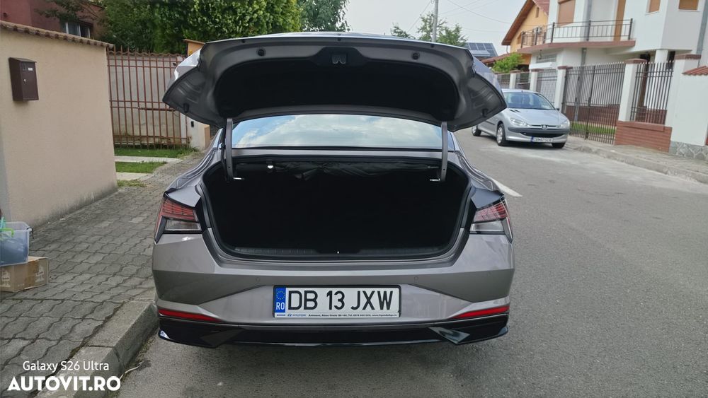 Hyundai Elantra 1.6 l 123 CP CVT Highway - 3