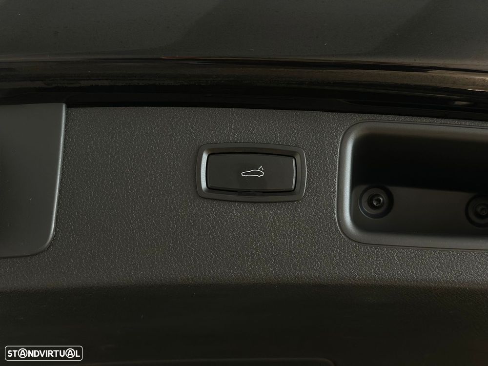 Porsche Macan S - 38