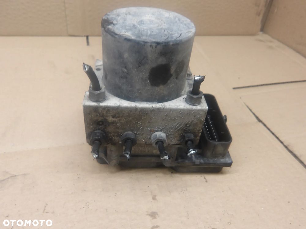 SEAT IBIZA III 06-09 1.4B 5D POMPA ABS 6Q0907379