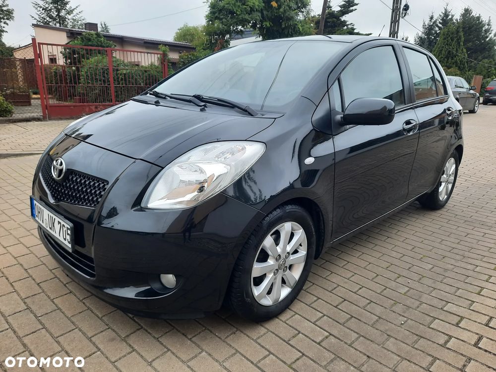 Toyota Yaris 1.3 Sol Premium - 3