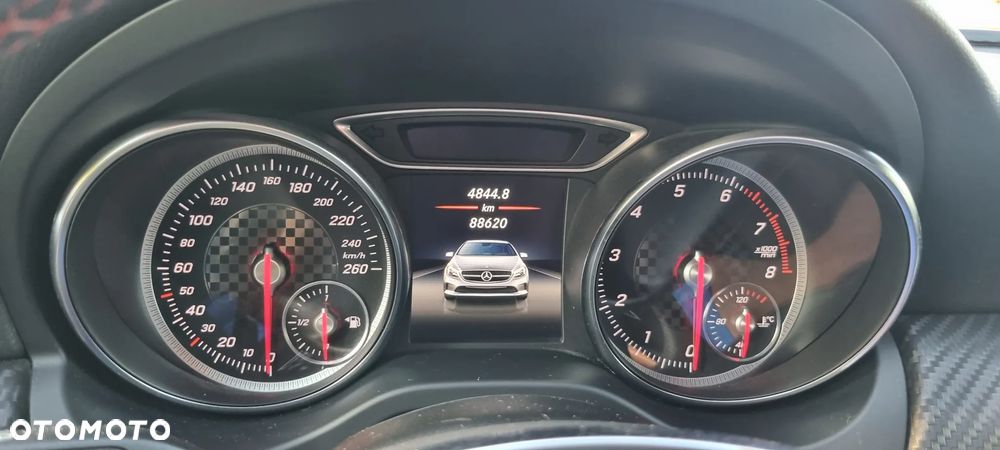 Mercedes-Benz Klasa A 180 AMG Line - 31