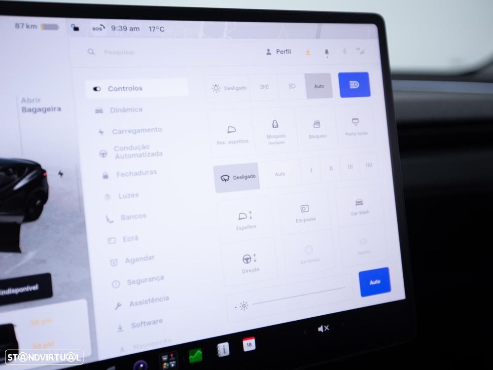 Tesla Model Y Long Range Dual Motor AWD - 23