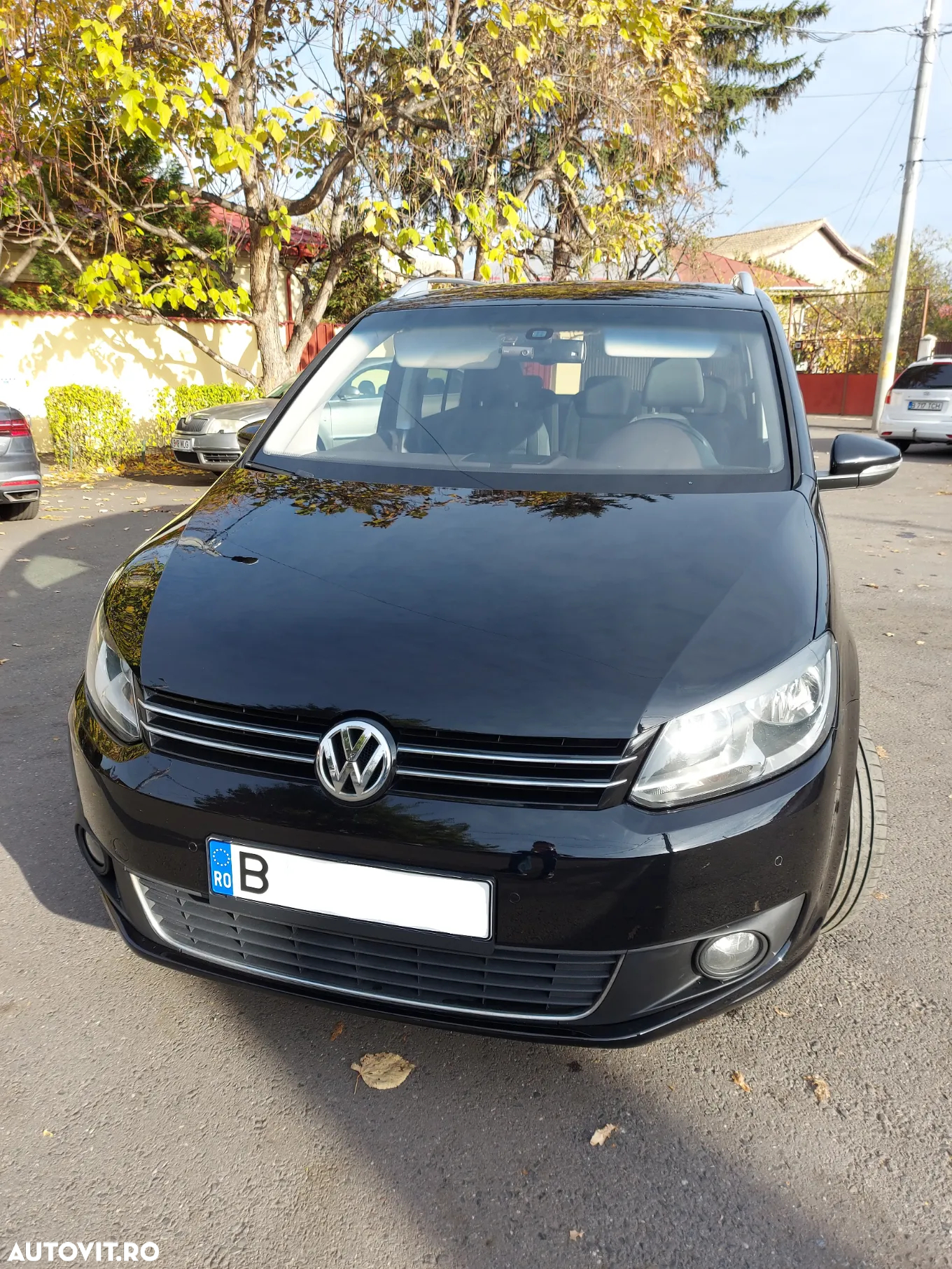 Volkswagen Touran 1.6 TDI DSG Comfortline - 5