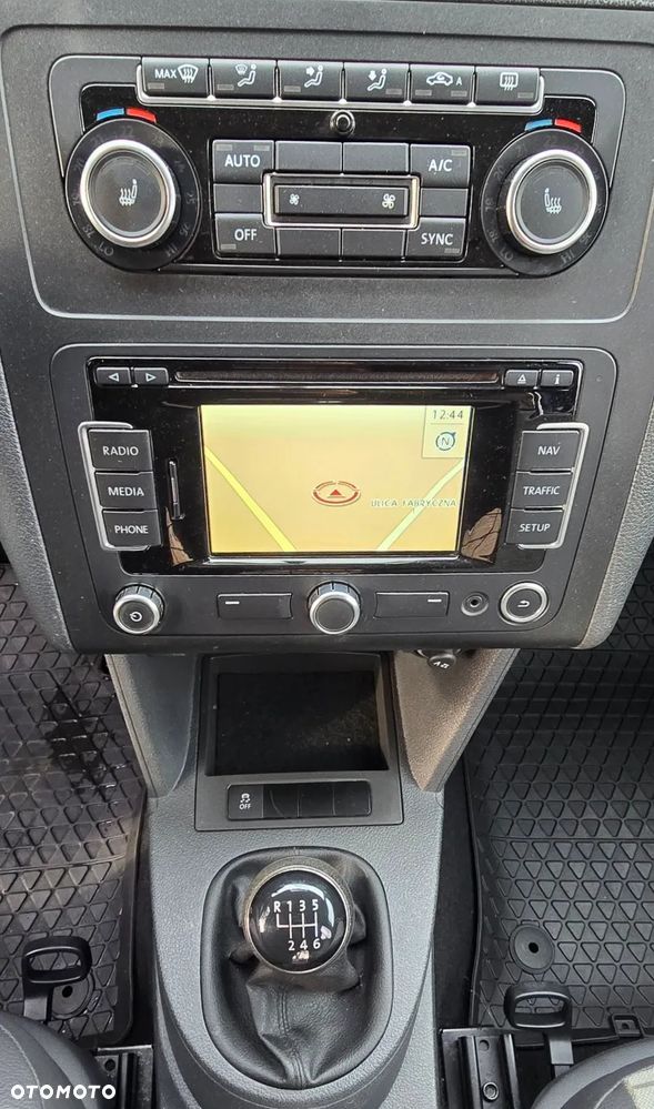 Volkswagen CADDY MAXI - 14