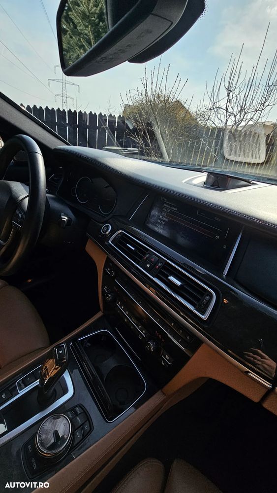 BMW Seria 7 750d xDrive - 6