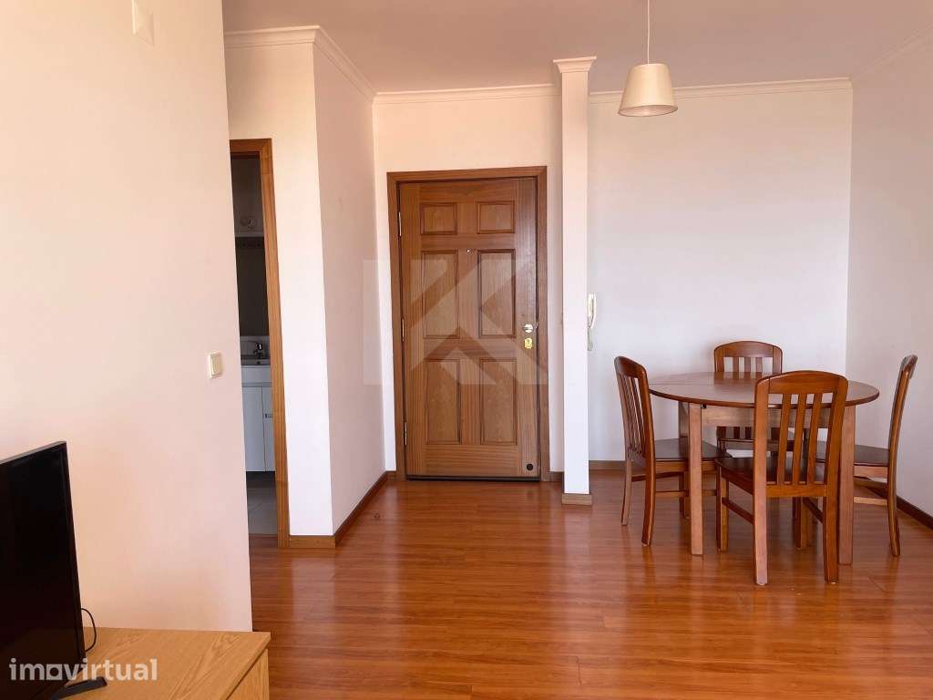 Apartamento T1 no Caniço de Baixo - Vista Mar e Estacionamento - Grande imagem: 4/22