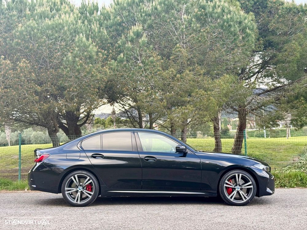 BMW 330 e Pack Desportivo M Pro Auto - 11