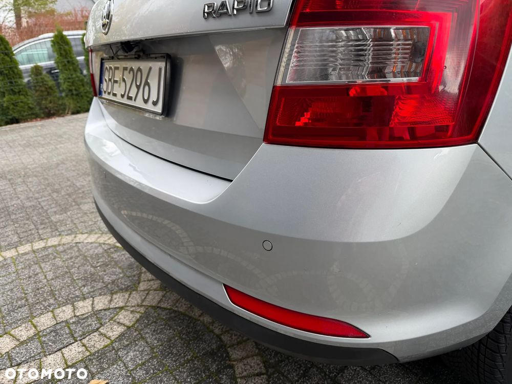 Skoda RAPID - 10