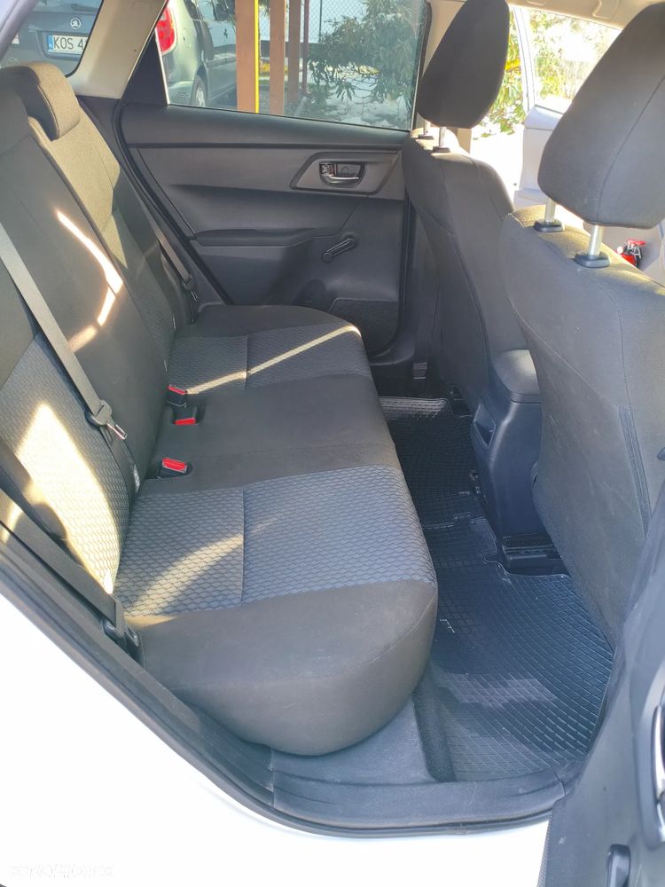 Toyota Auris 1.4 D-4D Active - 15