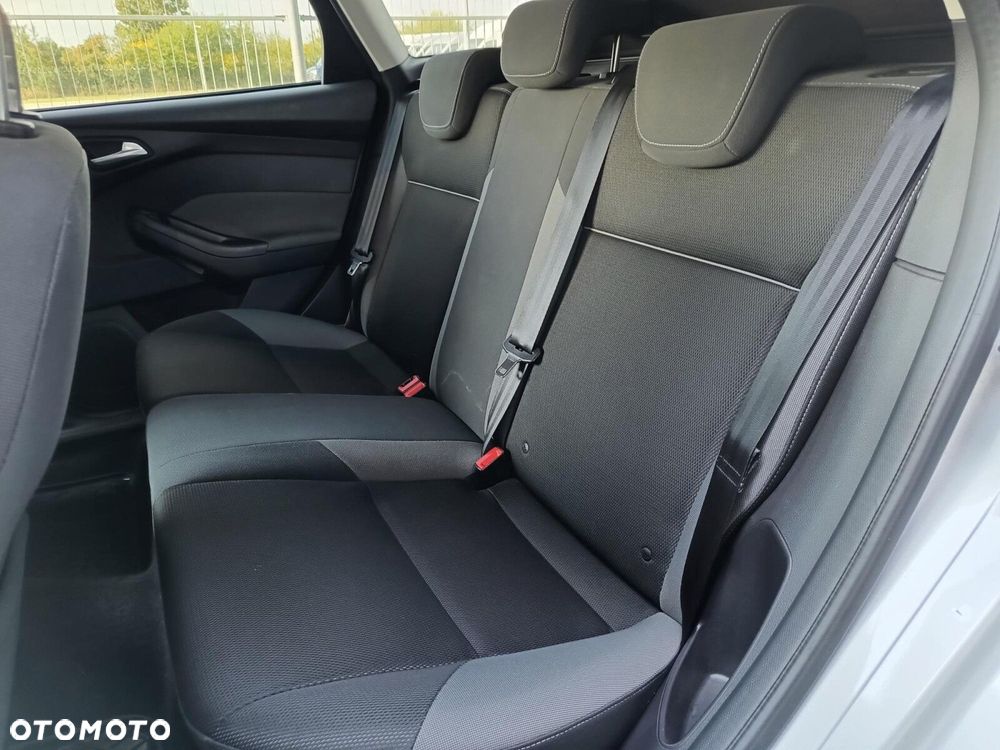 Ford Focus 1.6 Trend - 13