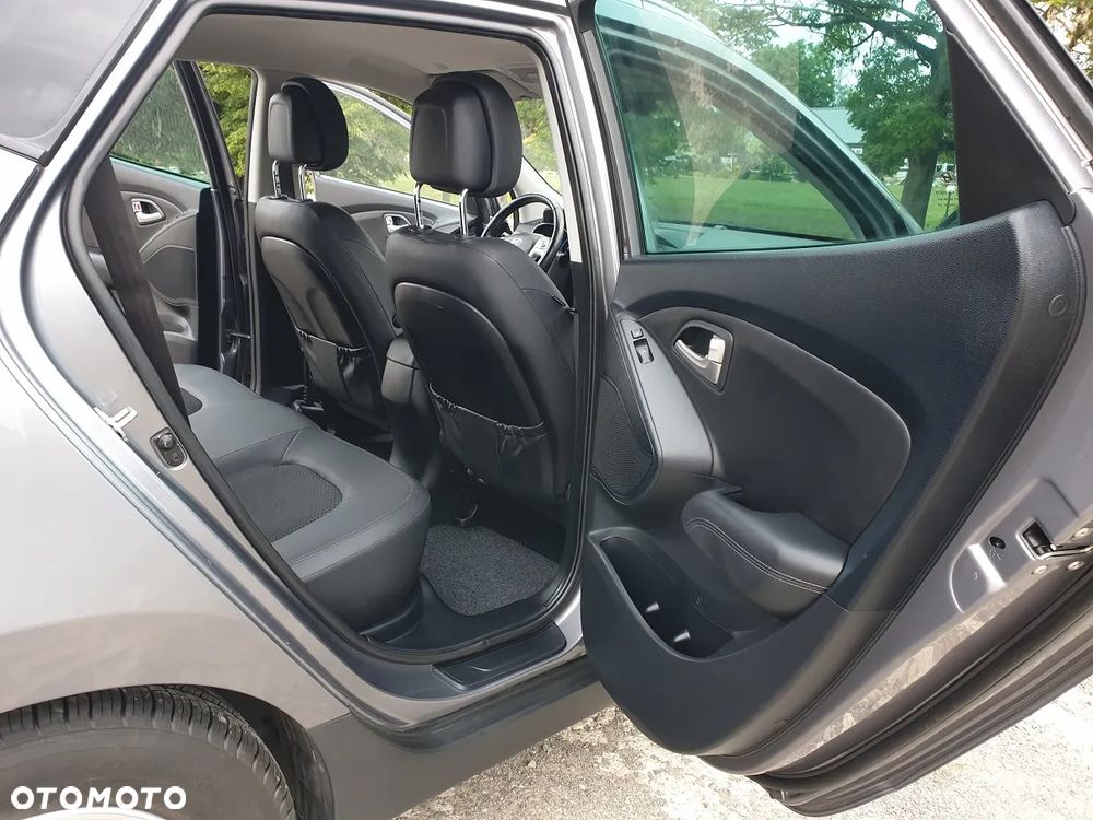 Hyundai ix35 2.0 4WD Style - 19