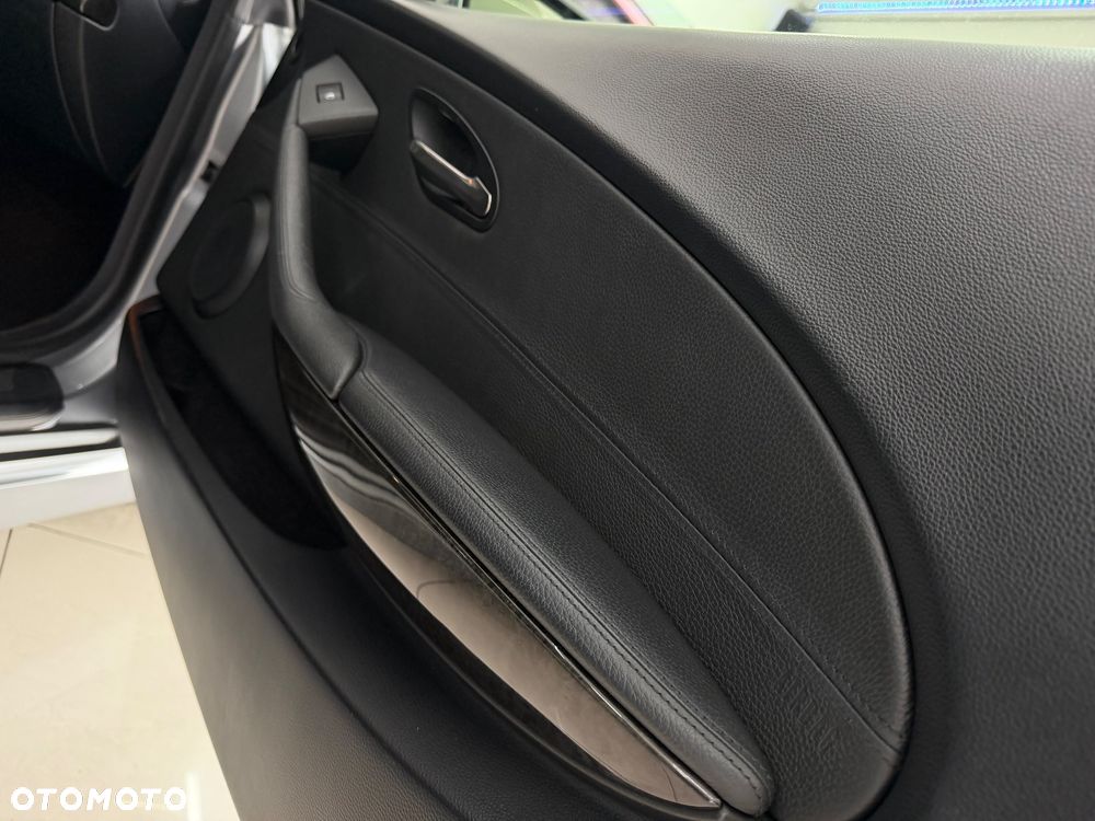 BMW Seria 6 650 i - 30