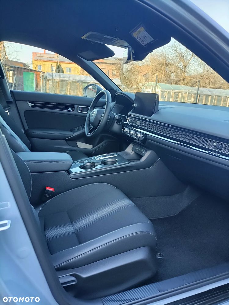 Honda Civic 2.0 i-MMD Sport CVT - 8