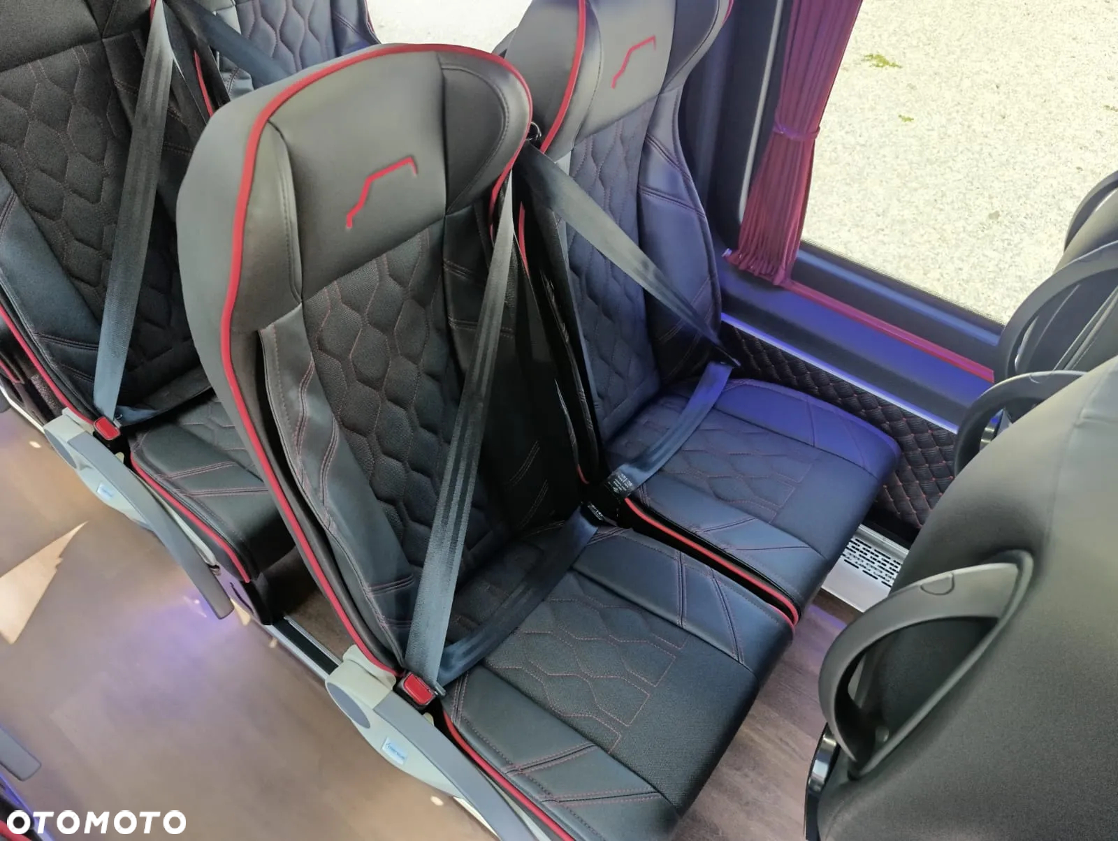 Mercedes-Benz Sprinter 519 - 25