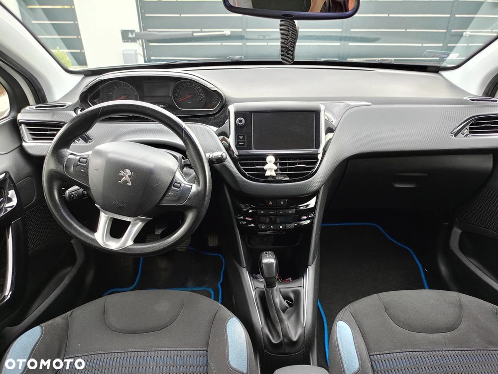 Peugeot 208 1.4 HDi Active - 8