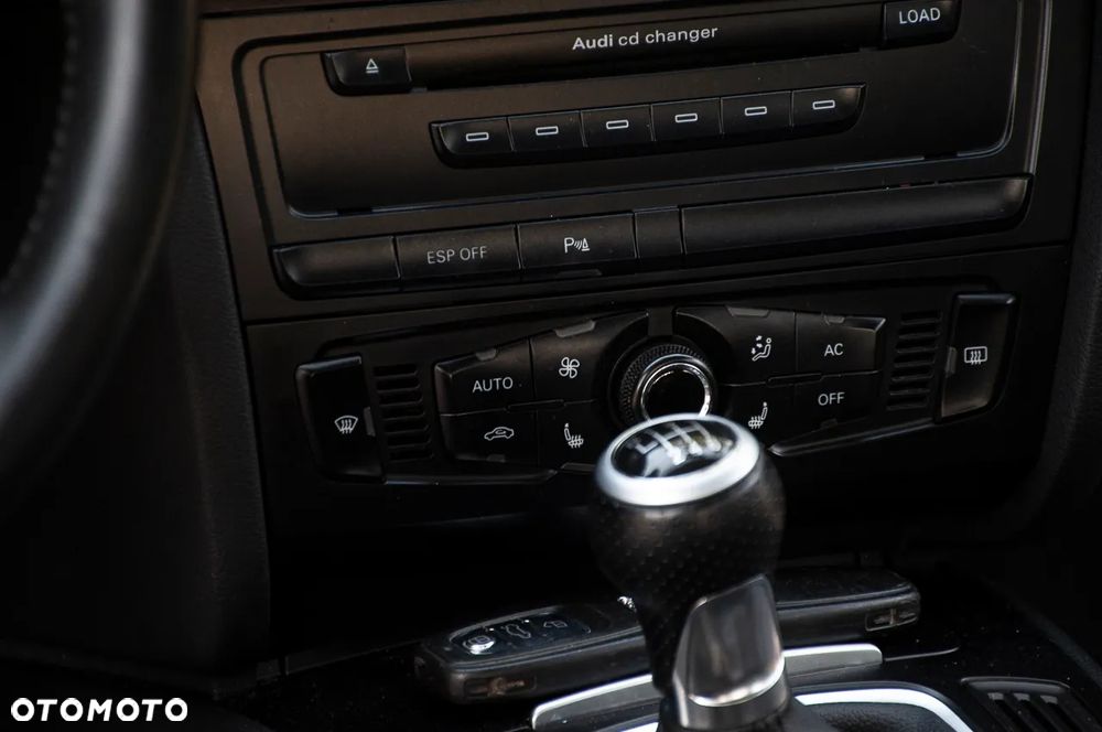 Audi A4 Avant 2.0 TDI DPF quattro Ambition - 32