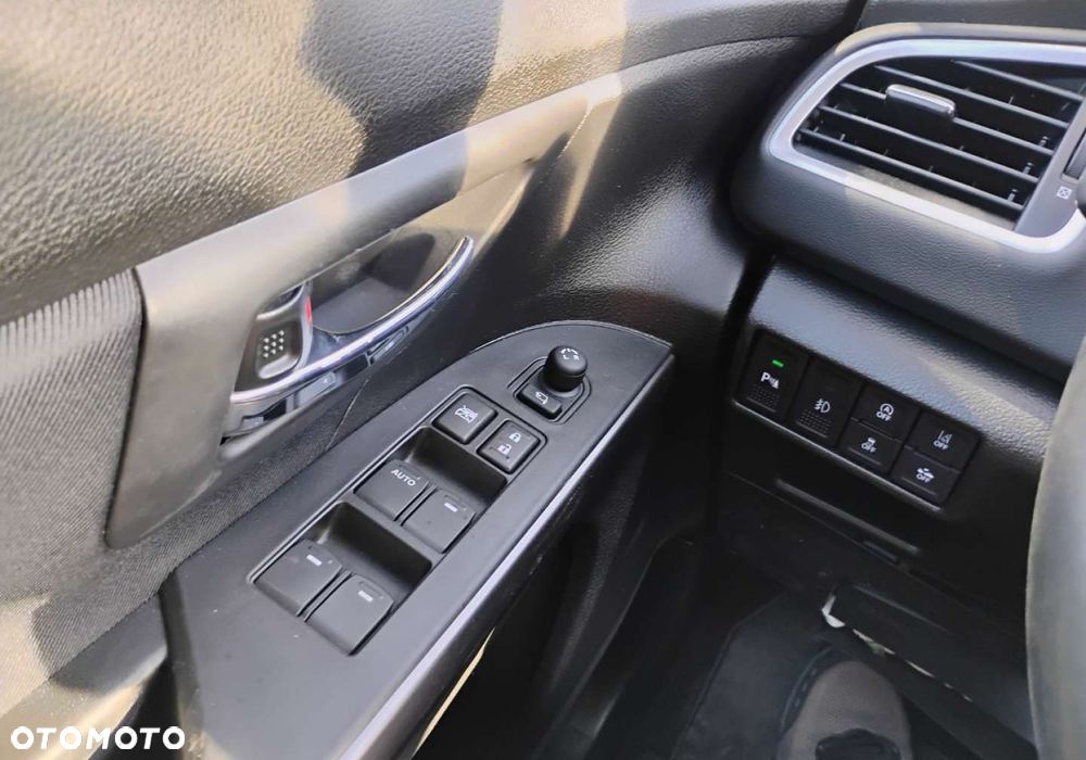 Suzuki SX4 S-Cross - 11